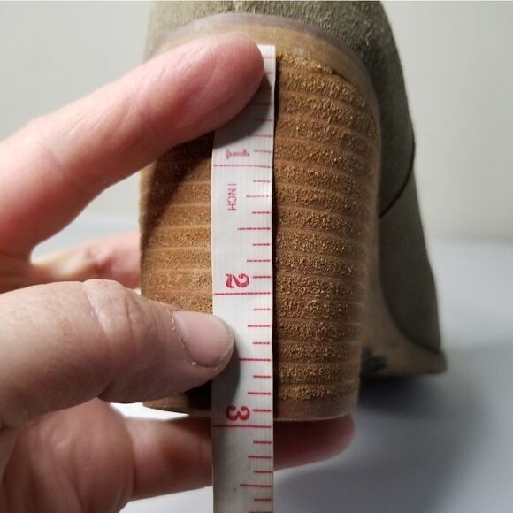 Urban Outfitters booties size 9 - Picture 8 of 8